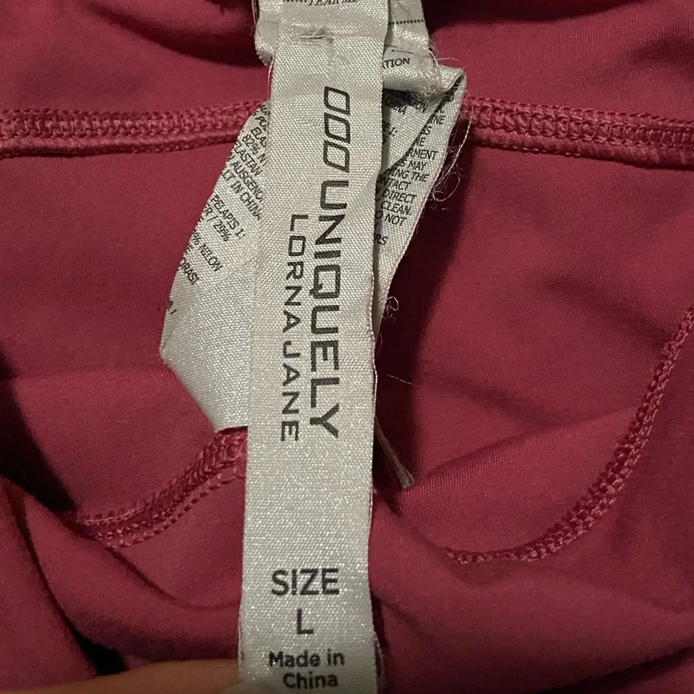 Lorna Jane capri Leggings - Picture 4 of 5